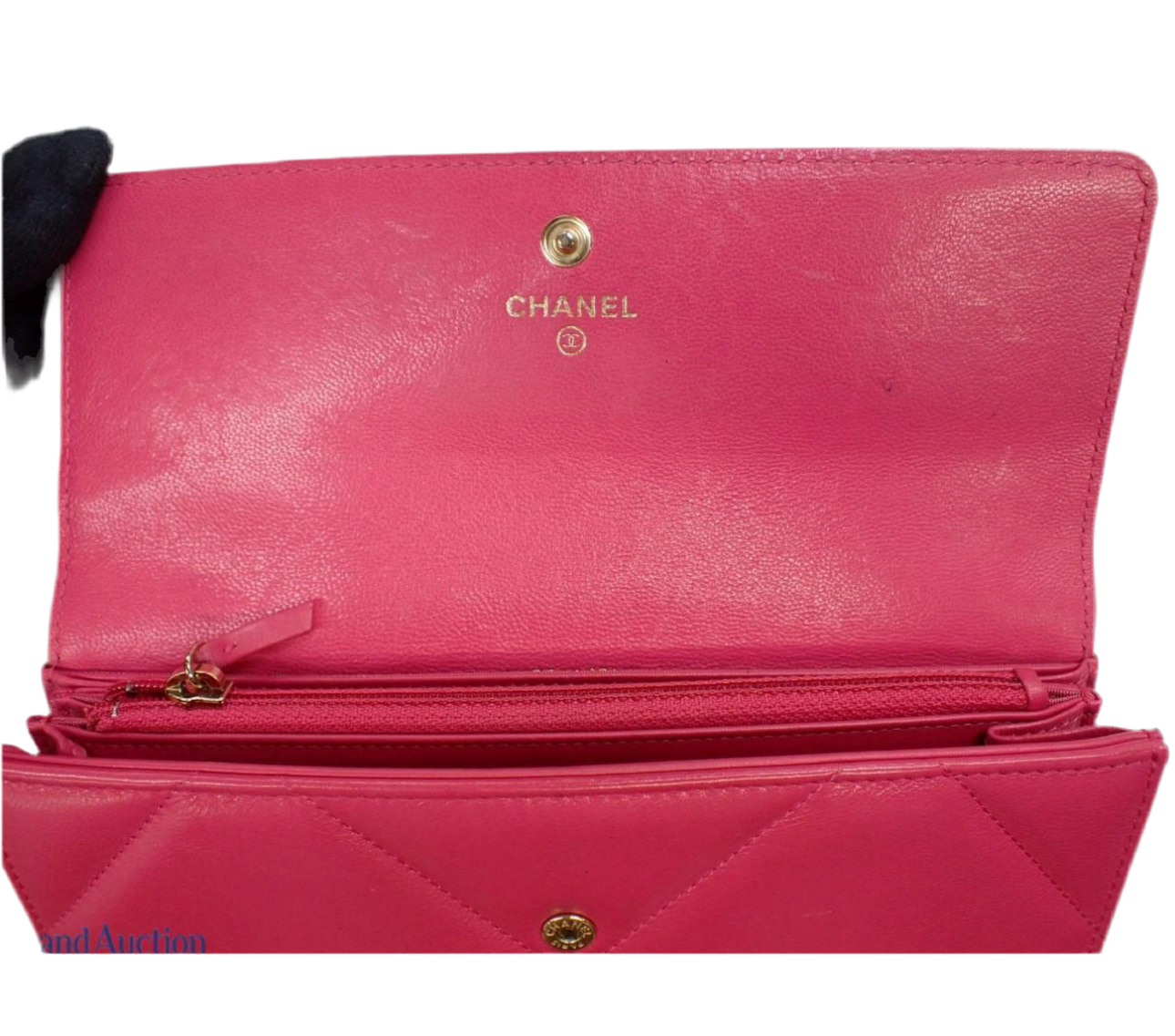 Pre-Owned Chanel 19 Long Wallet Lambskin Leather (Berry)