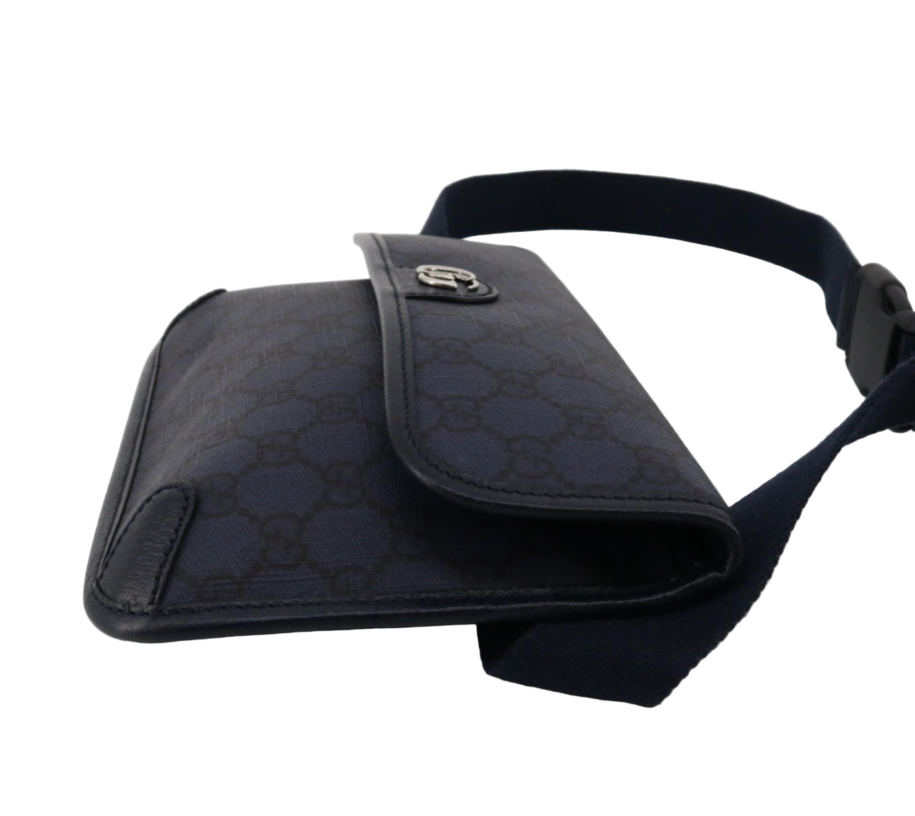 Pre-Owned Gucci GG Supreme Coated Canvas Belt Bag (Navy) GUC.B.1032