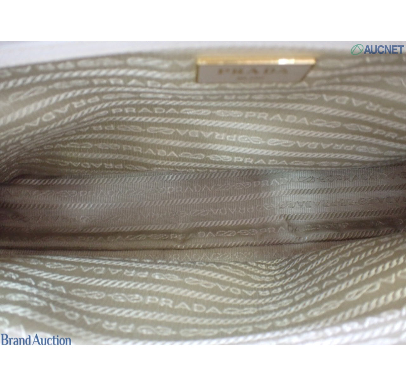 Pre-Owned Prada Galleria Saffiano Leather Shoulder Bag (Cream)