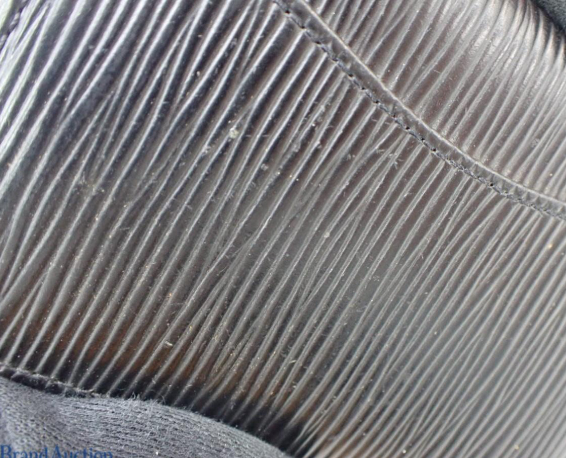 Pre-Owned Louis Vuitton Pocket Organizer Epi Leather Card Holder (Black) LOU.S.1110