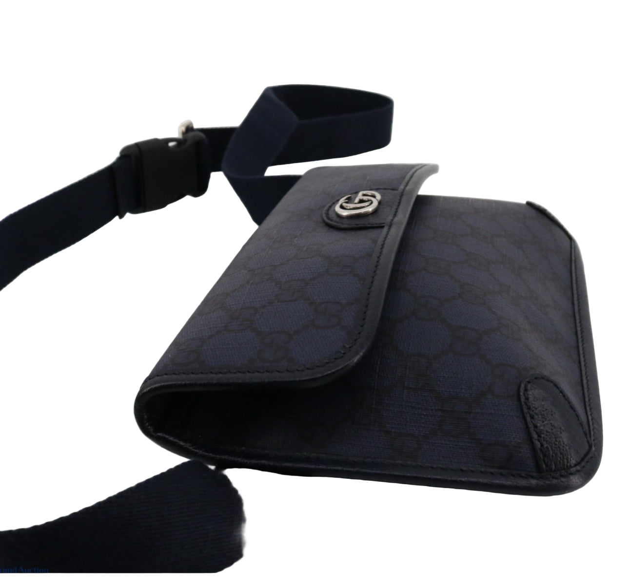 Pre-Owned Gucci GG Supreme Coated Canvas Belt Bag (Navy) GUC.B.1032