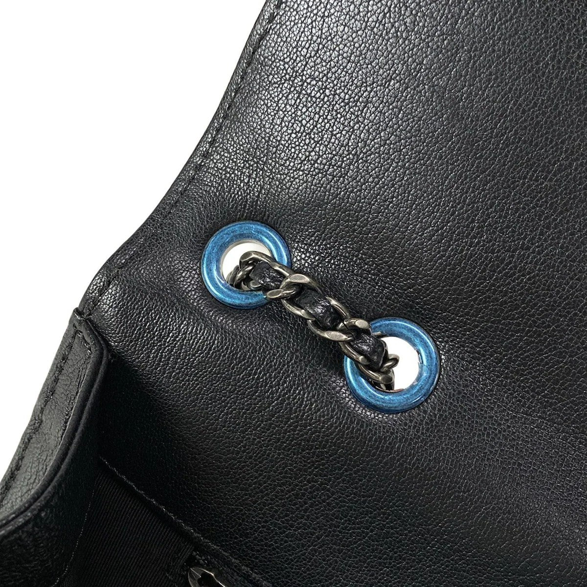 Pre-Owned Chanel 2.55 V-Stitching Gabriel Goatskin Flap Shoulder Bag (Navy & Black)