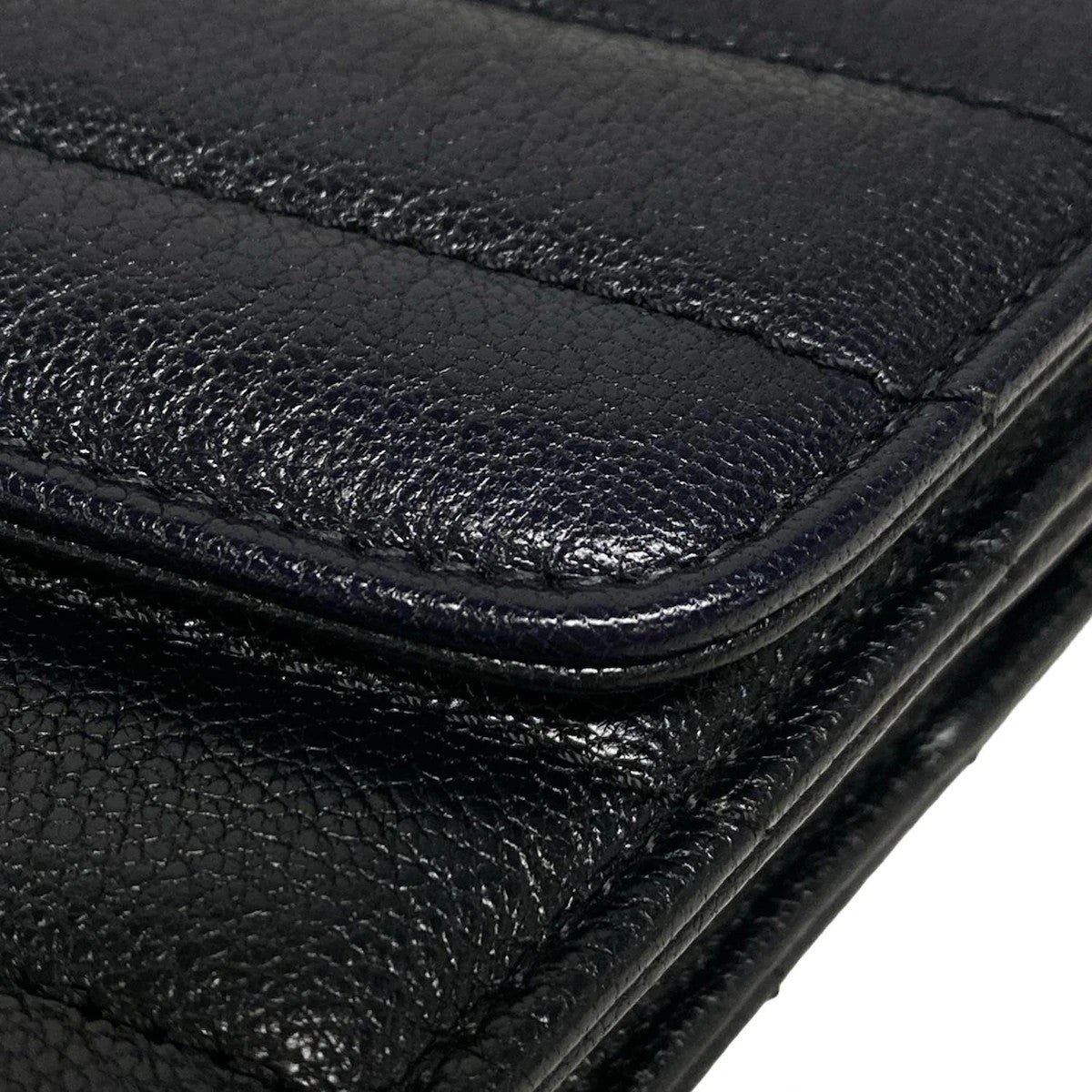 Pre-Owned Chanel 2.55 V-Stitching Gabriel Goatskin Flap Shoulder Bag (Navy & Black)