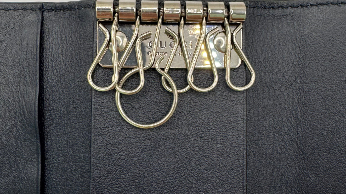 Pre-Owned Gucci Six Key Microgussima Leather Holder (Navy) GUC.S.1013