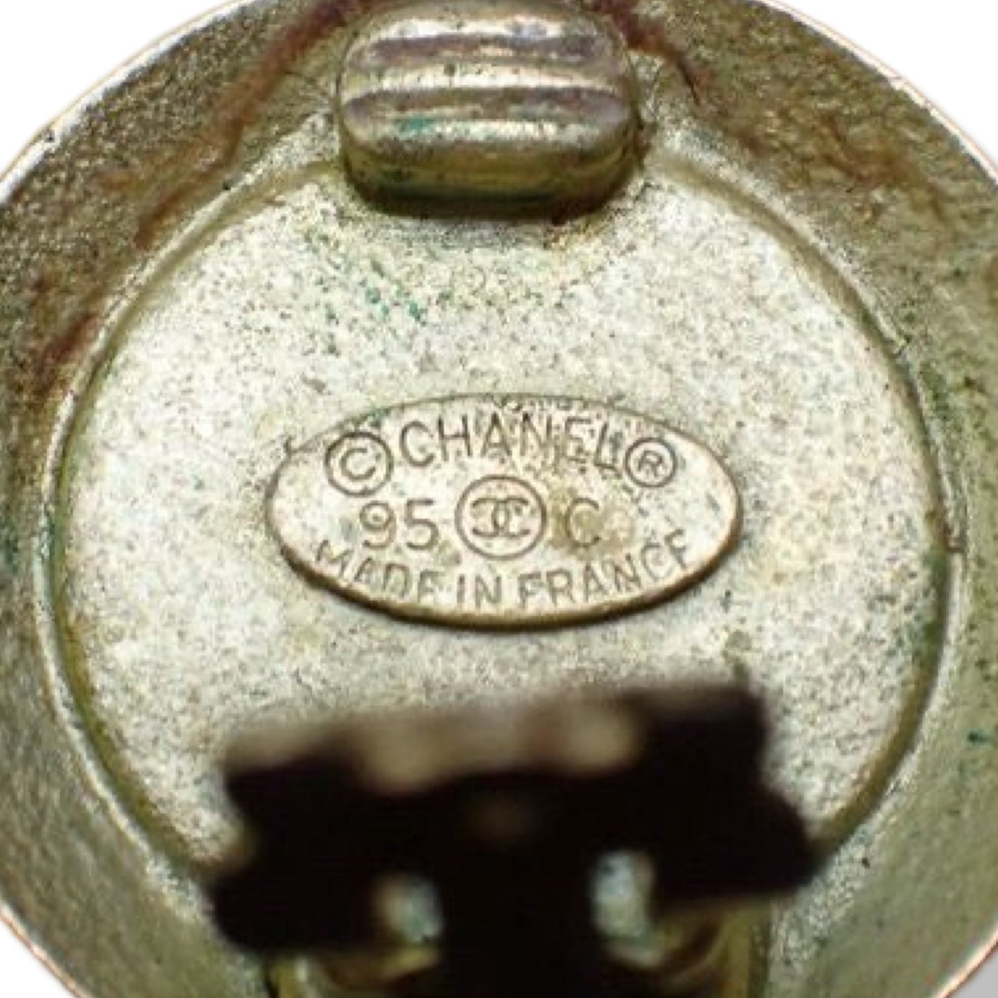 Pre-Owned Chanel Vintage 95’ Circle Coco Mark Medallion Clip On Earrings CHA.J.1001