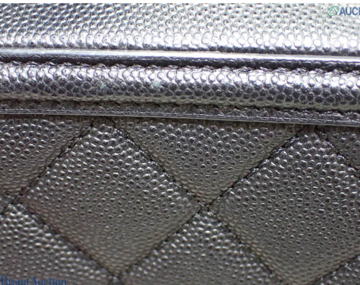 Pre-Owned Chanel Filigree Vertical Vanity Caviar Leather Crossbody (Black)