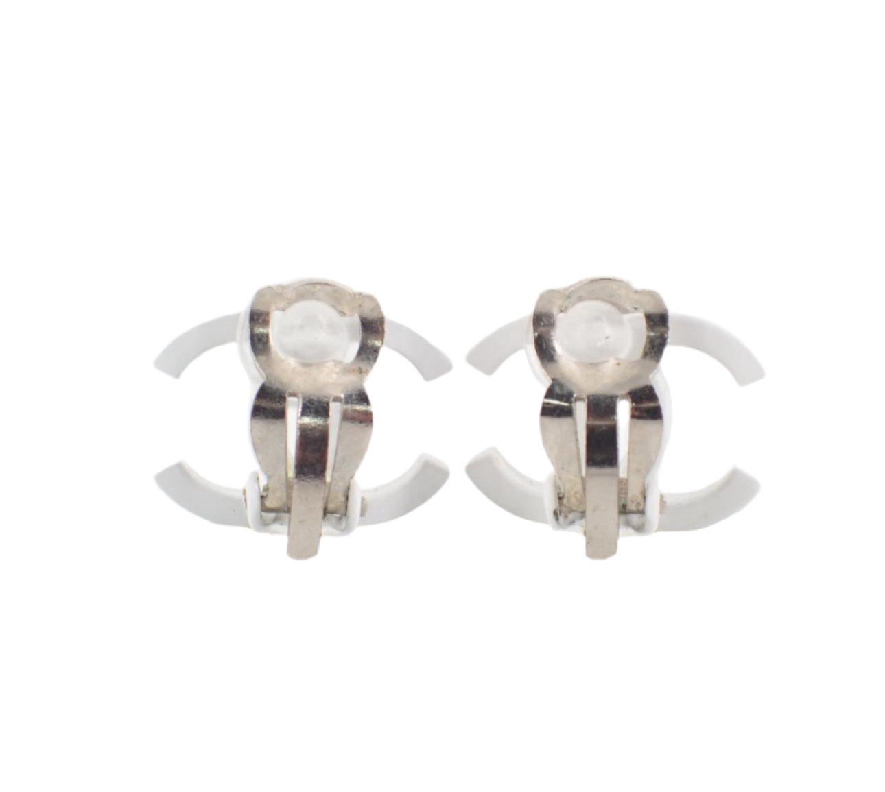 Pre-Owned Chanel Resin White Coco Mark Clip On Earrings 2004