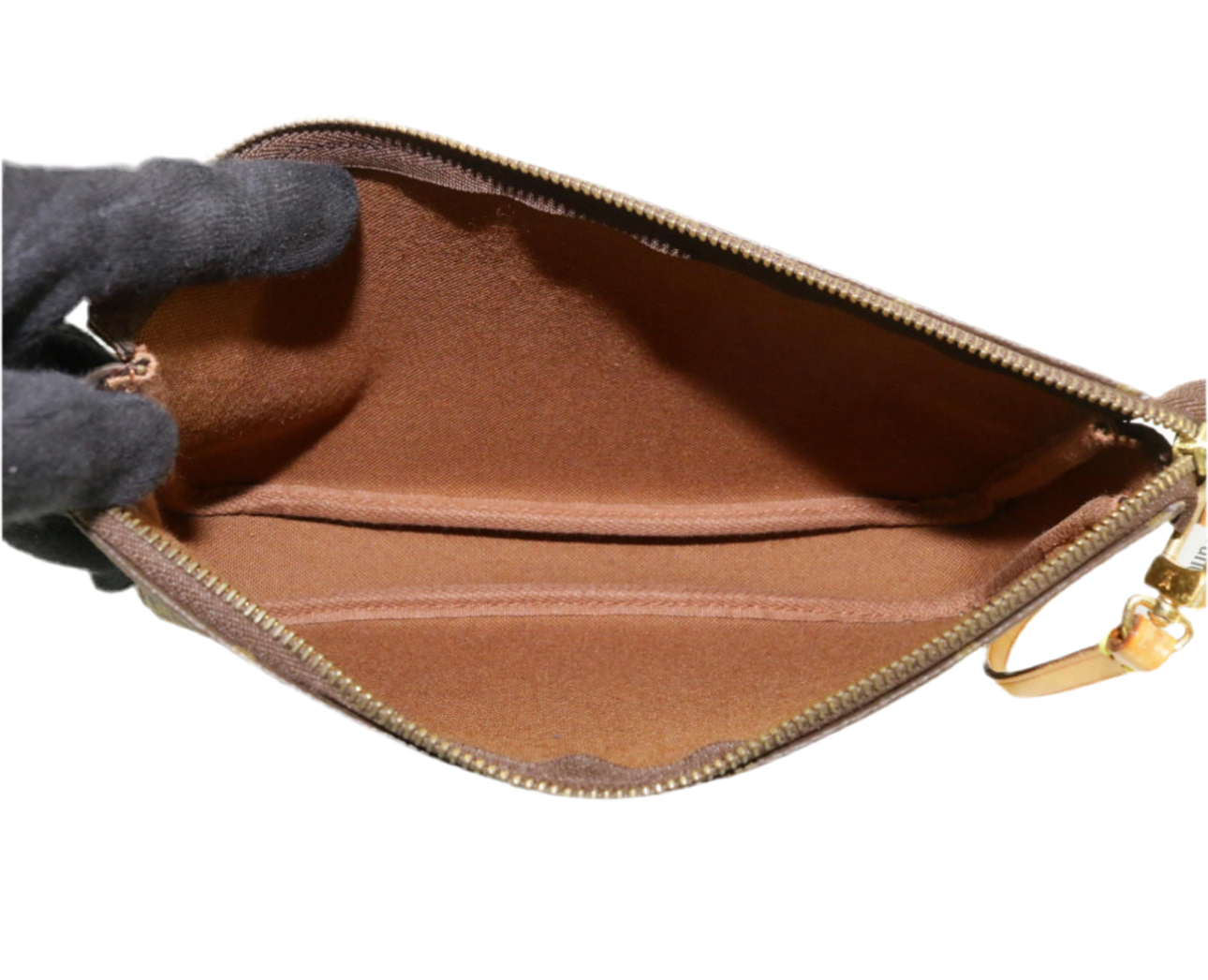 Pre-Owned Louis Vuitton Pochette Accessories Monogram Canvas Vintage Shoulder Bag- LOU.B.1077