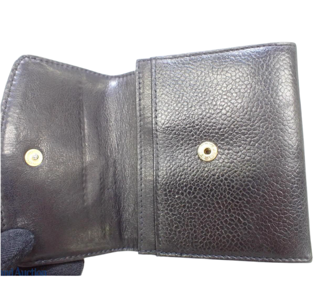 Pre-Owned Chanel Coco Mark Bifold Wallet Caviar Leather (Black)