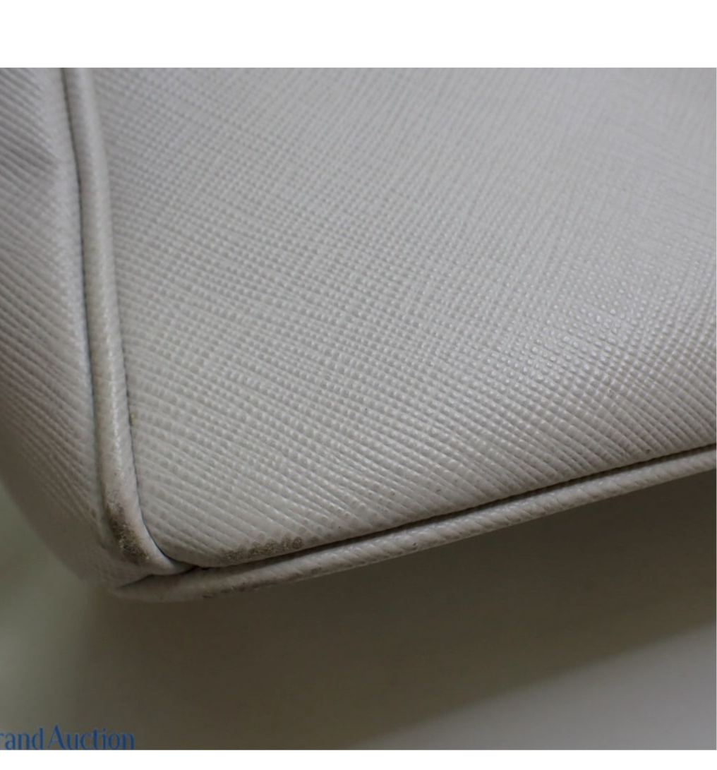 Pre-Owned Prada Galleria Saffiano Leather Shoulder Bag (Cream)