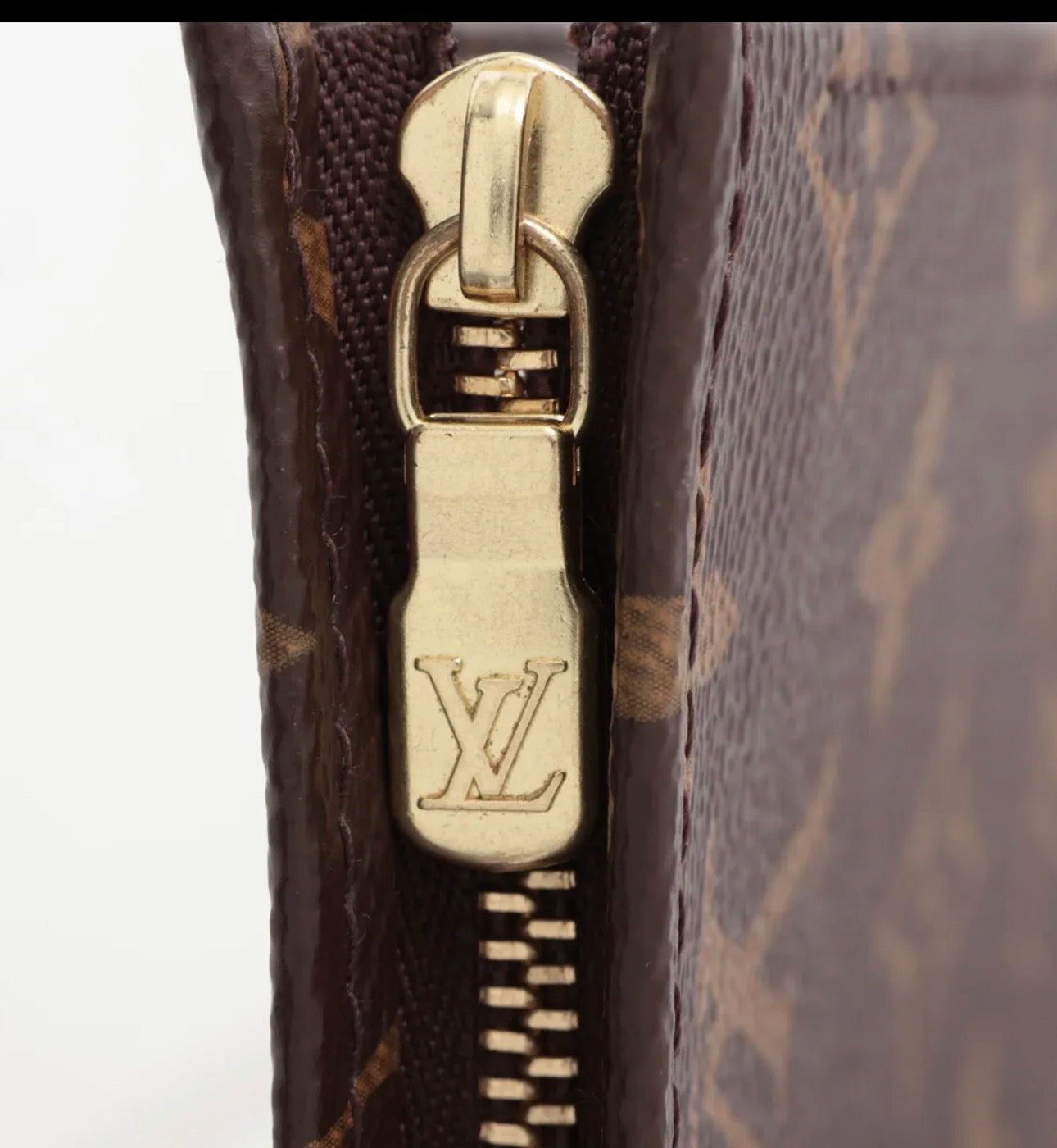 Pre-Owned Louis Vuitton Pochette Toilette 26 Monogram Clutch LOU.B.1170