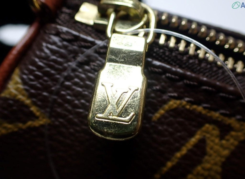 Pre-Owned Louis Vuitton Mini Papillon Pouch Monogram Classic Mini Bag LOU.B.1091