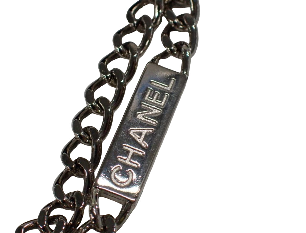 Pre-Owned Chanel Small Cambon Line Leather Pouch CHA.S.1012