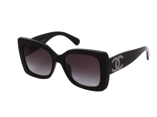 Pre-Owned Chanel Coco Square Sunglasses (Black) CHA.A.1008