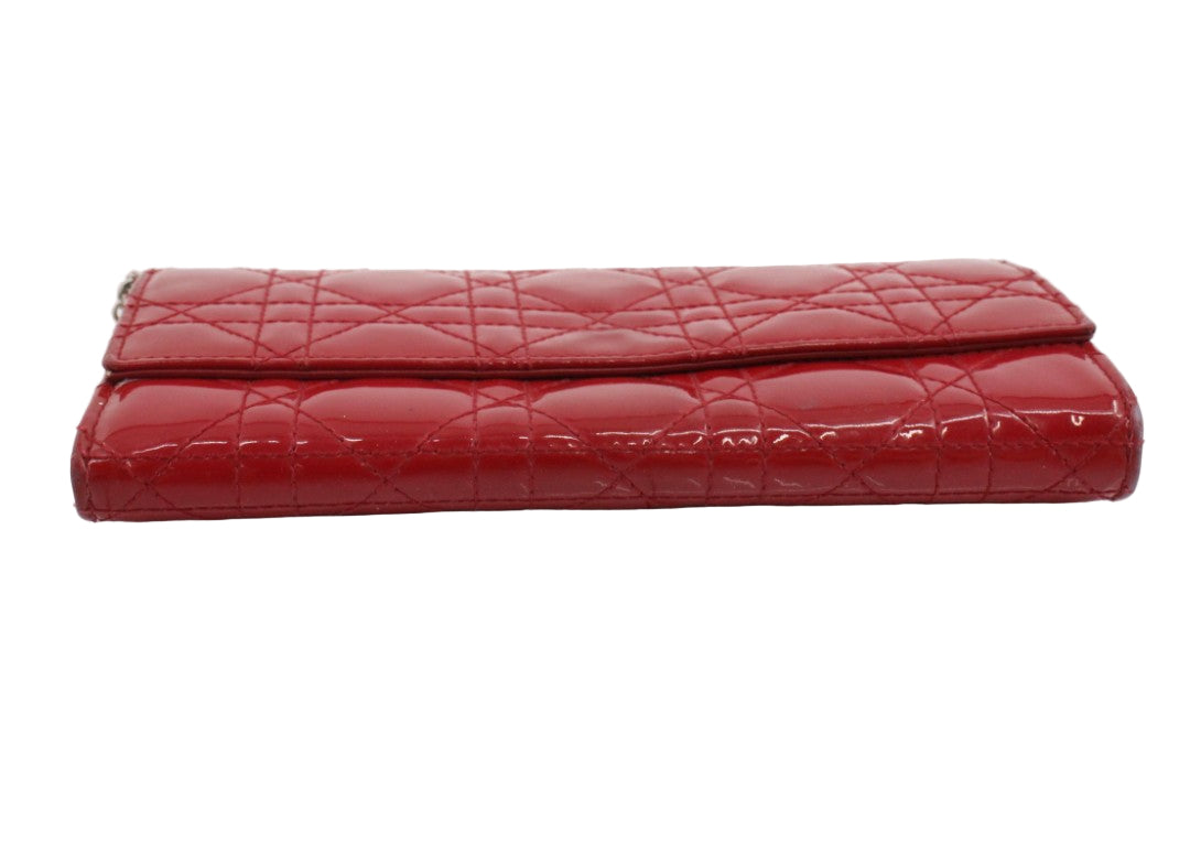 Pre-Owned Dior Lady Dior Convertible Chain Patent Wallet on Chain Shoulder Bag (Red) DIO.B.1006