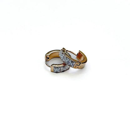 Fashion Semi CZ Watterproof Huggie Hoops