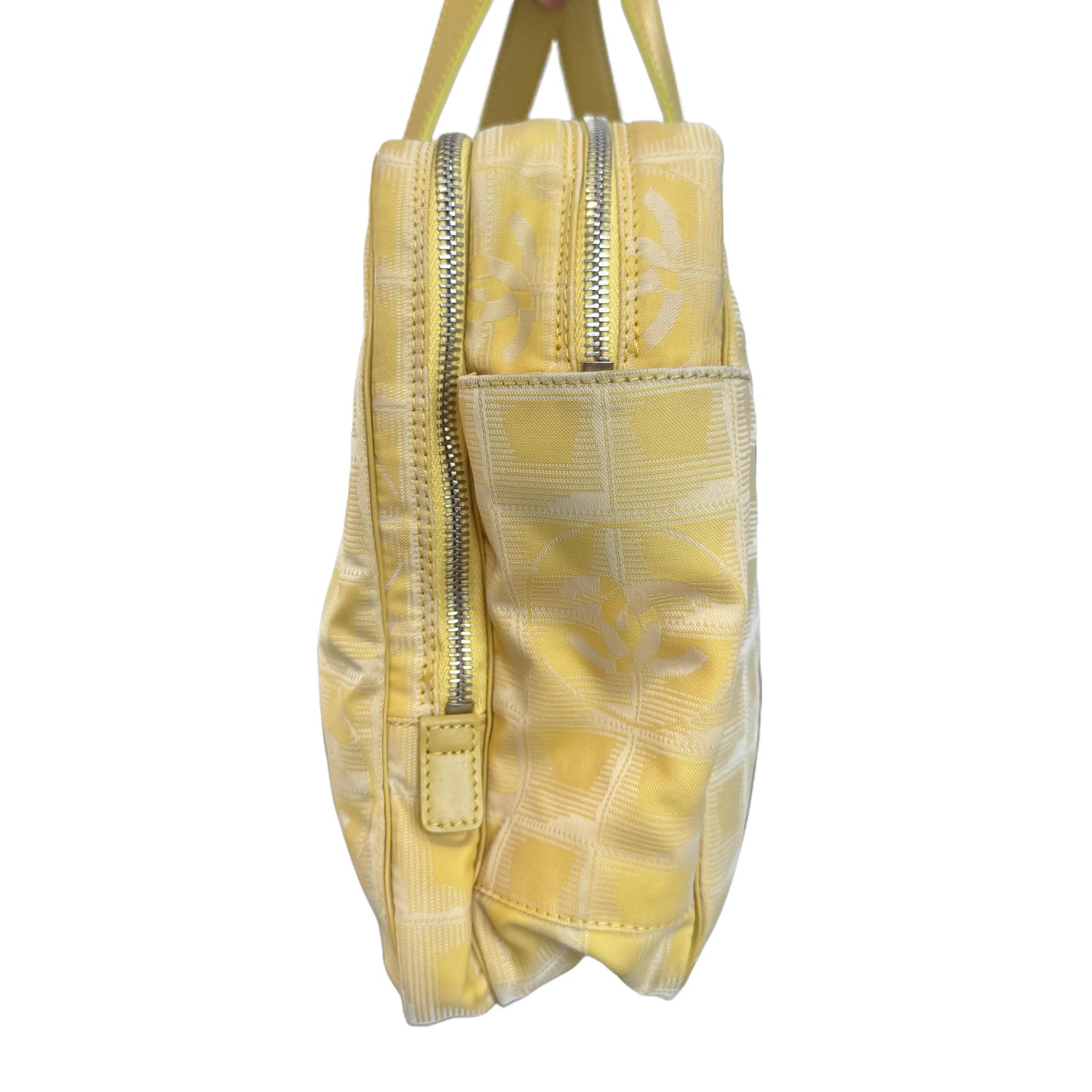 Pre-Owned Chanel New Travel Line Yellow Zip Around Tote CHA.B.1028