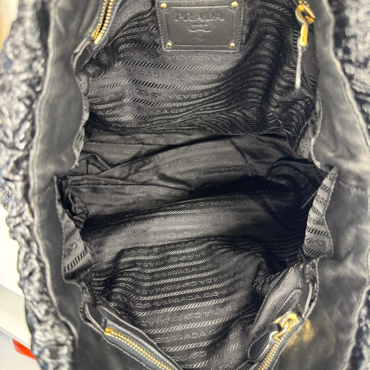 Pre-Owned Prada Gaufre Large Gathered Patent Leather Tote Bag PRA.B.1013
