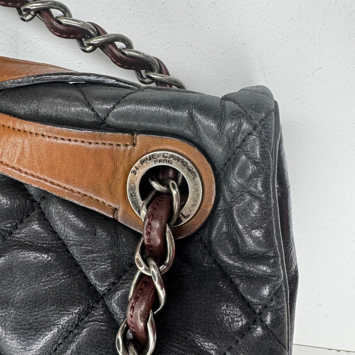 Pre-Owned Chanel In The Mix Medium Iridescent Leather Shoulder Bag  CHA.B.1027