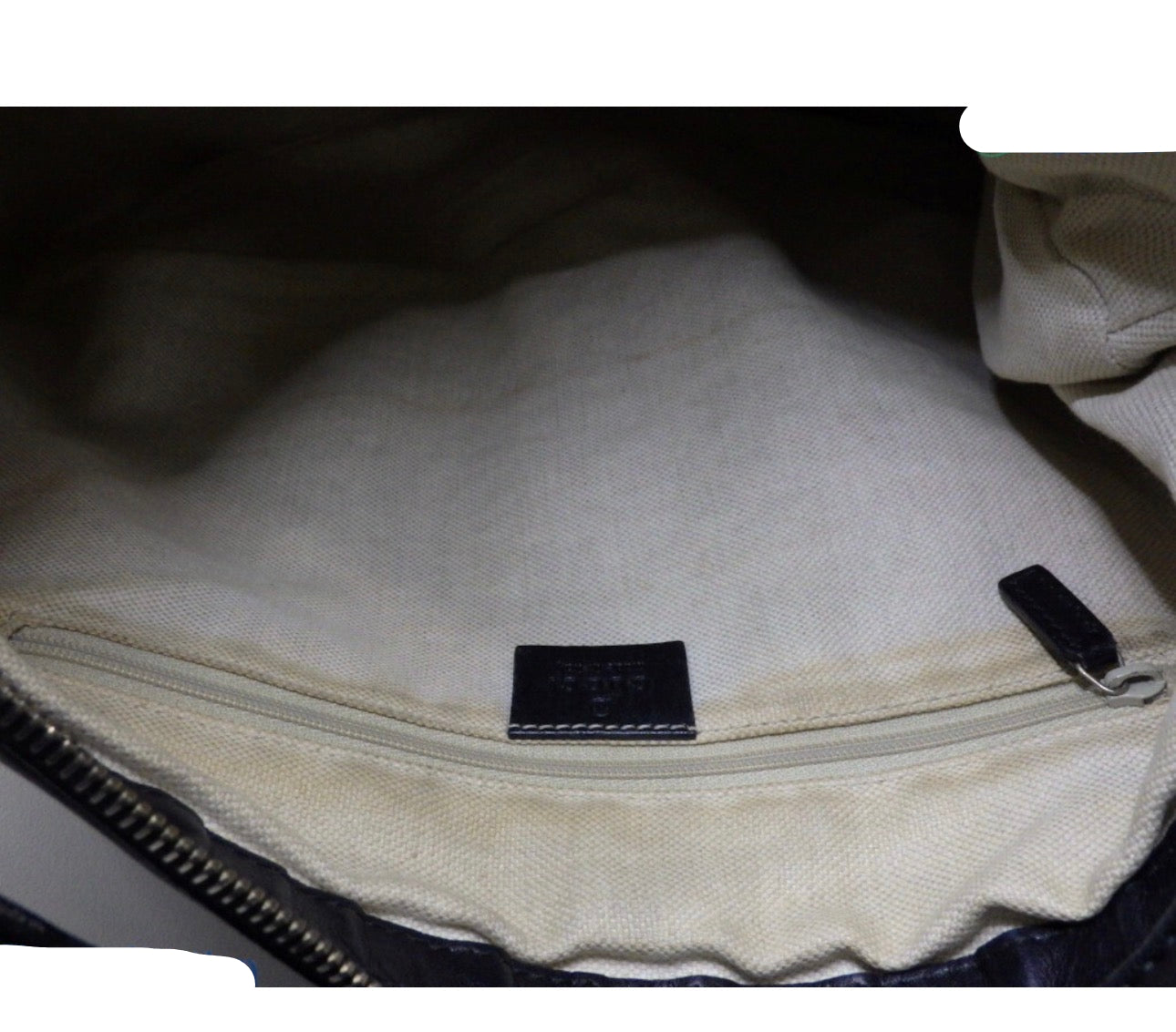 Pre-Owned Gucci Sukey Canvas Hobo(Black) GUC.B.1074