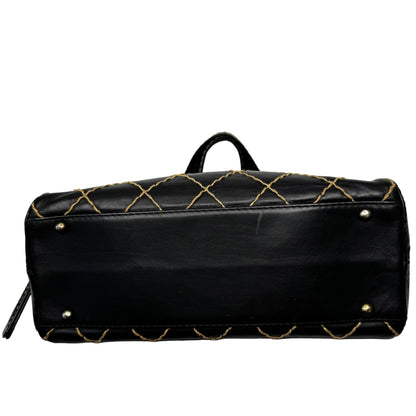 Pre-Owned Chanel Wild Stitch Lambskin Medium Tote Bag (Black) CHA.B.1026