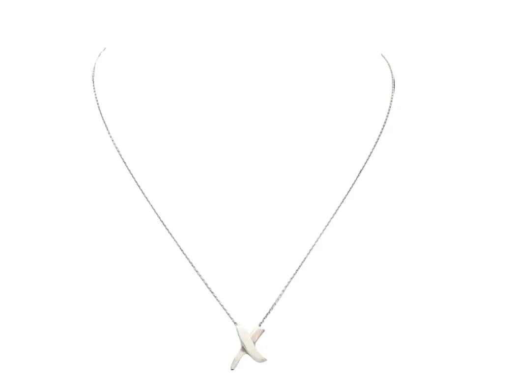 Pre-Owned Tiffany & Co Sterling Silver Paloma Picasso Kiss X Necklace TIF.J.1004