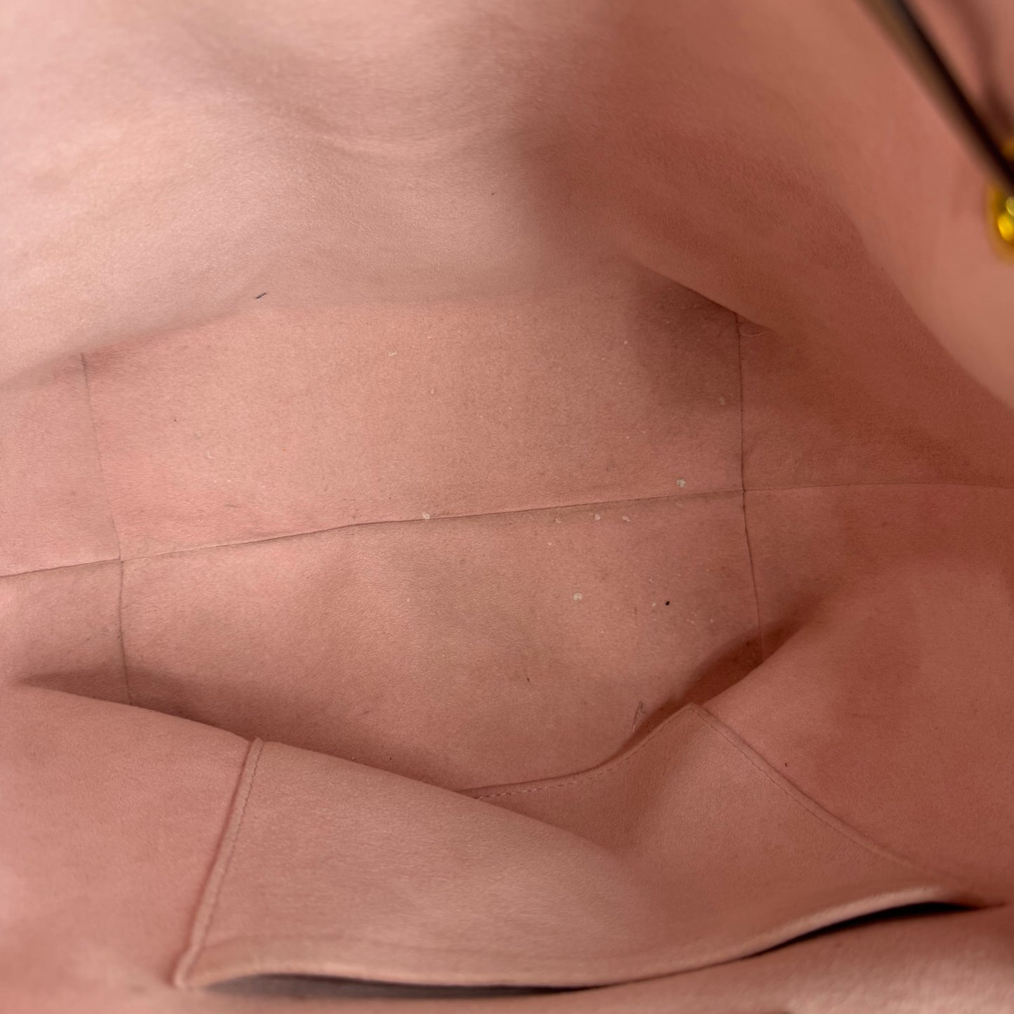 Pre-Owned Louis Vuitton Montsouris Empreinte Leather Backpack (Turtle Dove) LOU.B.1099