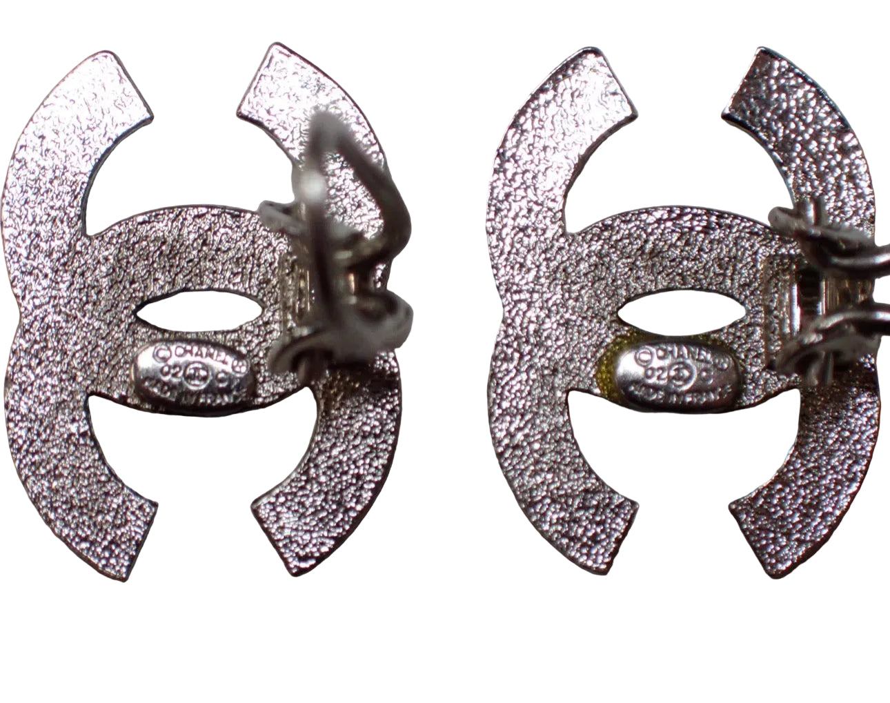 Pre-owned Chanel 02’ Silver & Black Stone Coco Mark Clip On Earrings CHA.J.1093