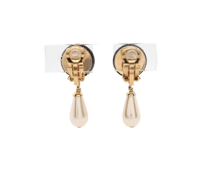 Pre-Owned Chanel CC Pearl Drop Vintage Clip On Earrings CHA.J.1113
