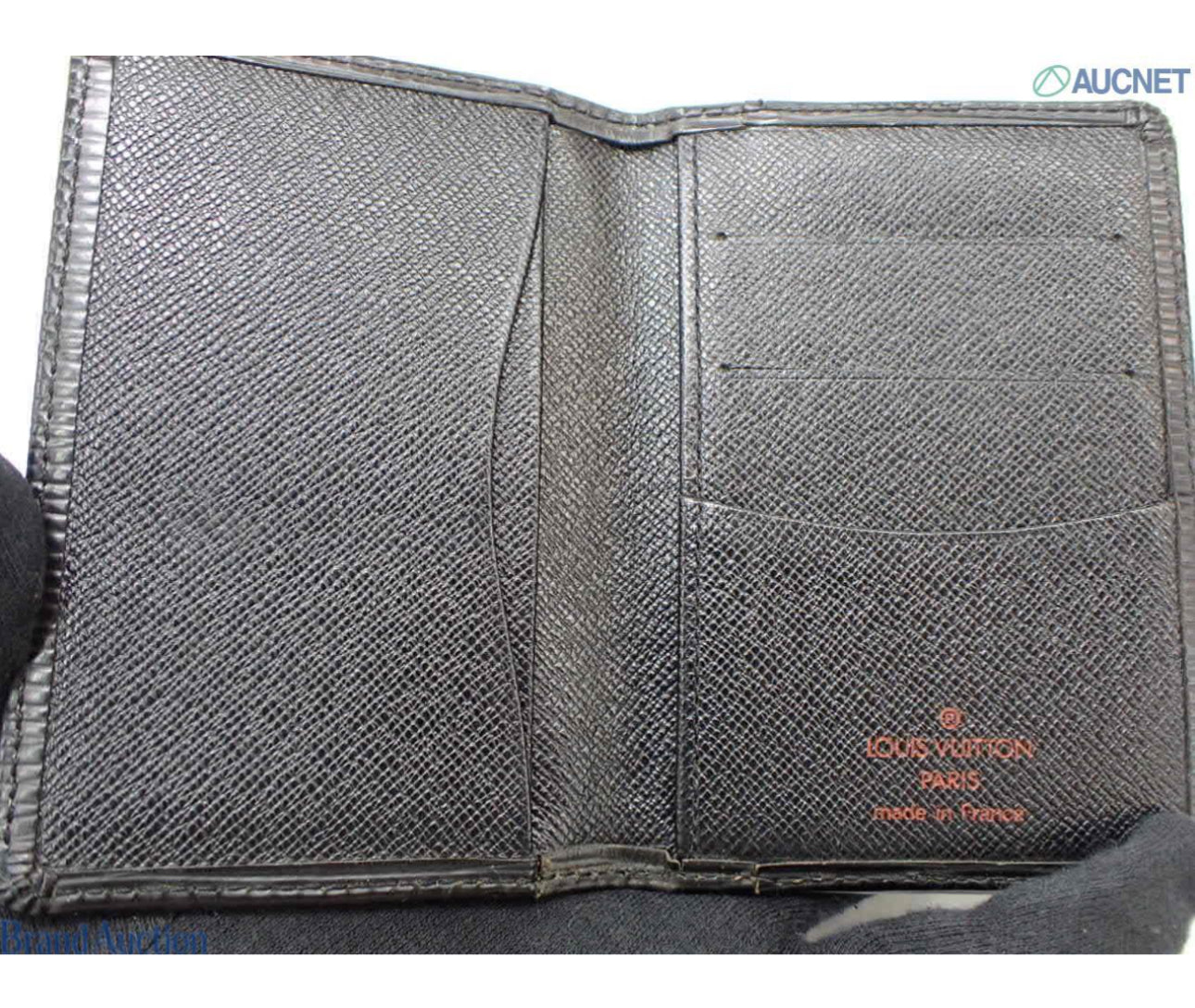 Pre-Owned Louis Vuitton Pocket Organizer Epi Leather Card Holder (Black) LOU.S.1110