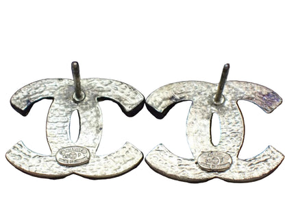 Pre-Owned Chanel 2003 Studded CC Pierced Earrings CHA.J.1108