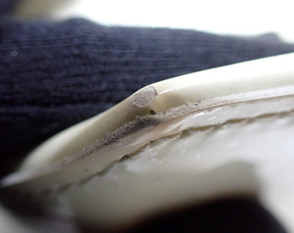 Pre-Owned Louis Vuitton Reade Vernis Leather Top Handle Bag (Pearl) LOU.B.1094