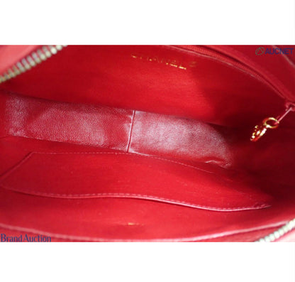 Pre-Owned Chanel Vintage Coco Mark Small Fringe Lambskin Leather Camera Bag (Red)