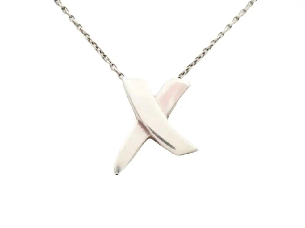 Pre-Owned Tiffany & Co Sterling Silver Paloma Picasso Kiss X Necklace TIF.J.1004