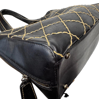 Pre-Owned Chanel Wild Stitch Lambskin Medium Tote Bag (Black) CHA.B.1026