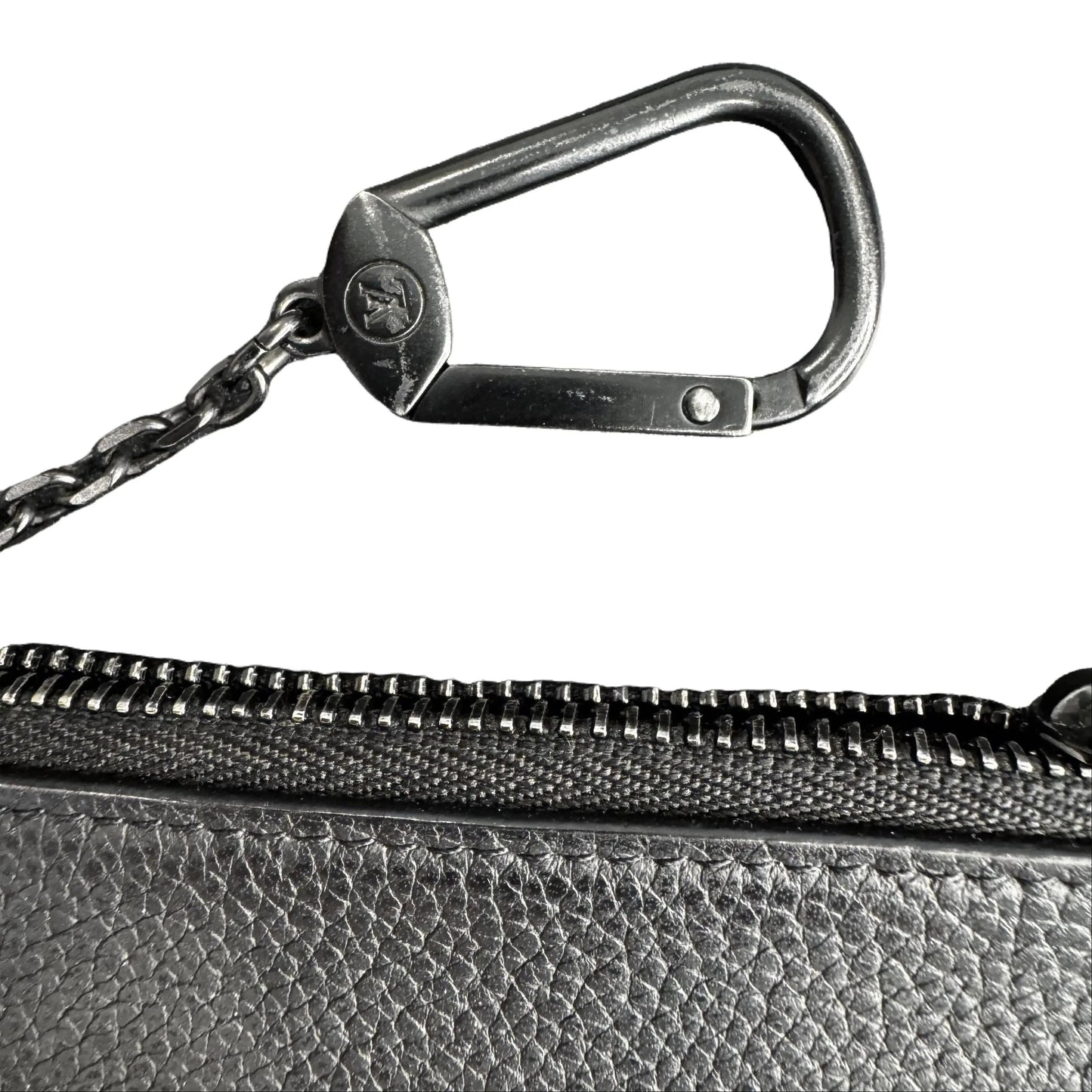 Preowned Louis Vuitton Pochette Cle Aerogram Leather (Black) LOU.S.1247