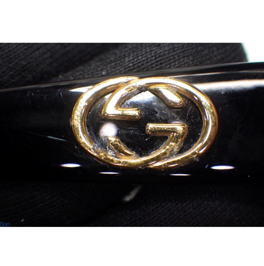 Pre-Owned Gucci Rounded Sunglasses (Gold GG) GUC.A.1015