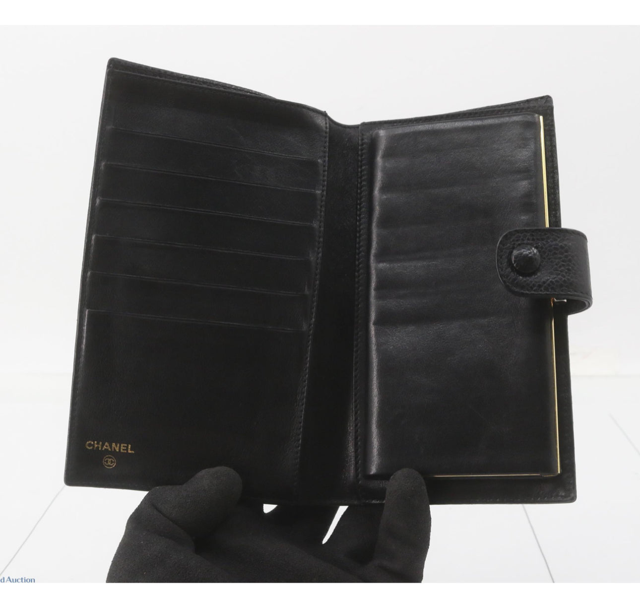 Pre-Owned Chanel Coco Mark Kiss Lock Long Wallet Caviar Leather (Black) 3 Series CHA.S.1010