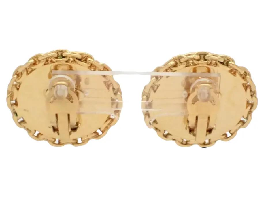 Pre-Owned Chanel Vintage Coco Mark Large Double Wrap Gold Link 1993 Clip on Earrings CHA.J.1136