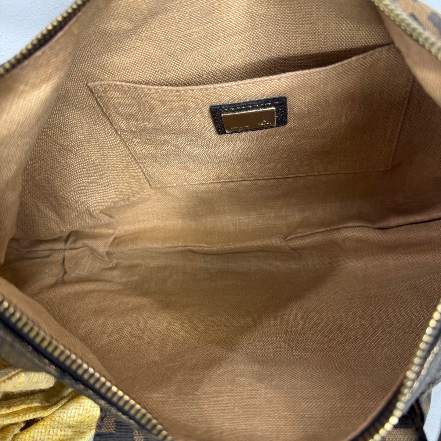 Pre-Owned Fendi Vintage Spy Canvas Hobo FEN.B.1005