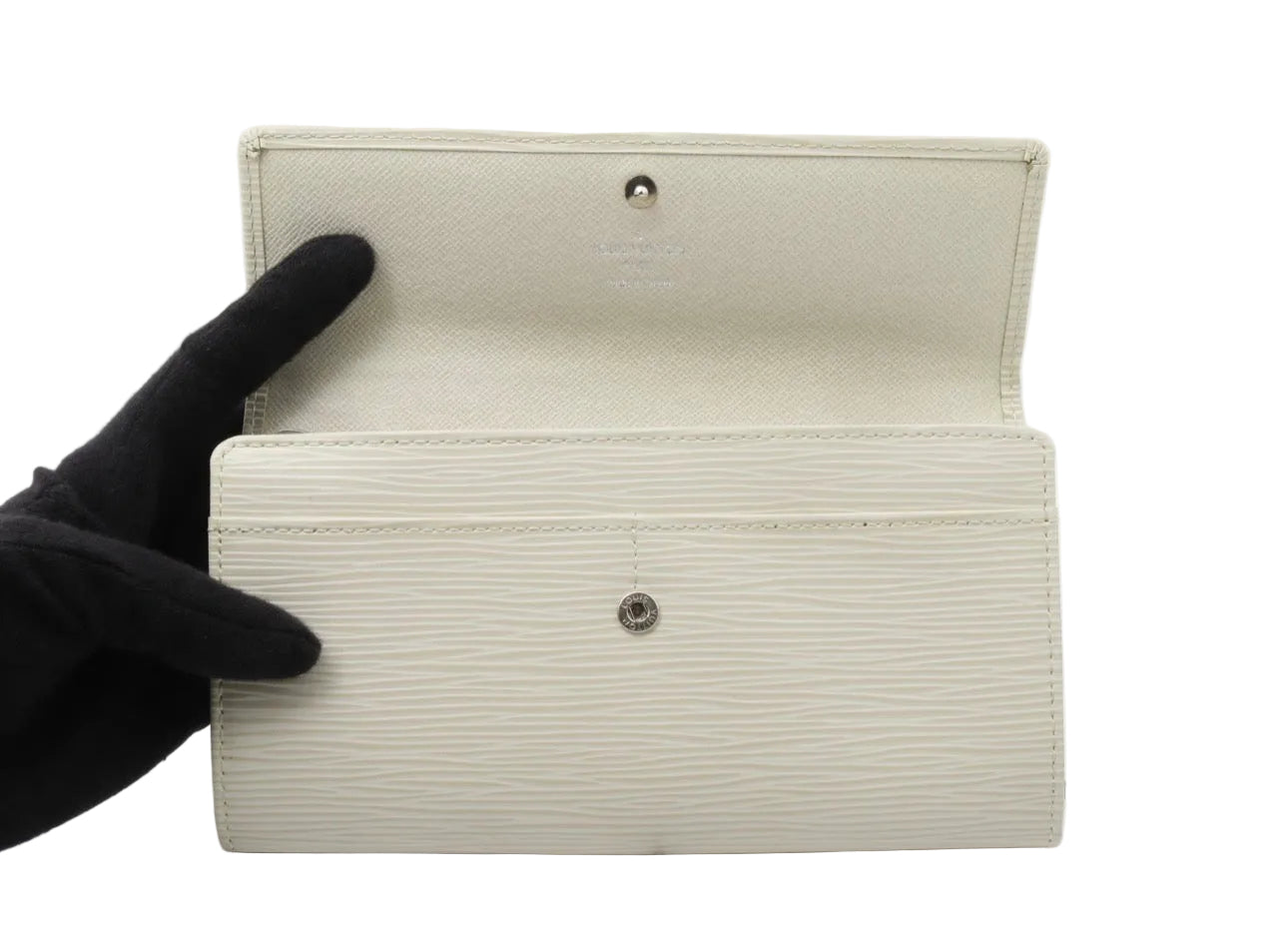 Pre-Owned Louis Vuitton Portefeuille Sarah (Old Model) Epi Leather LOU.S.1283 (Cream)