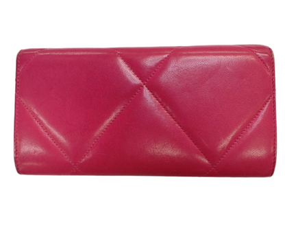 Pre-Owned Chanel 19 Long Wallet Lambskin Leather (Berry)