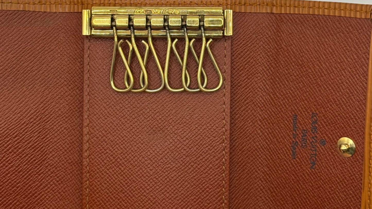 Pre-Owned Louis Vuitton Multicle 6 Key Epi Leather (Cipango Gold) LOU.S.1102