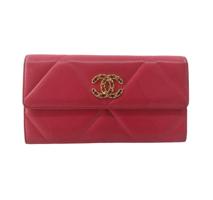 Pre-Owned Chanel 19 Long Wallet Lambskin Leather (Berry)