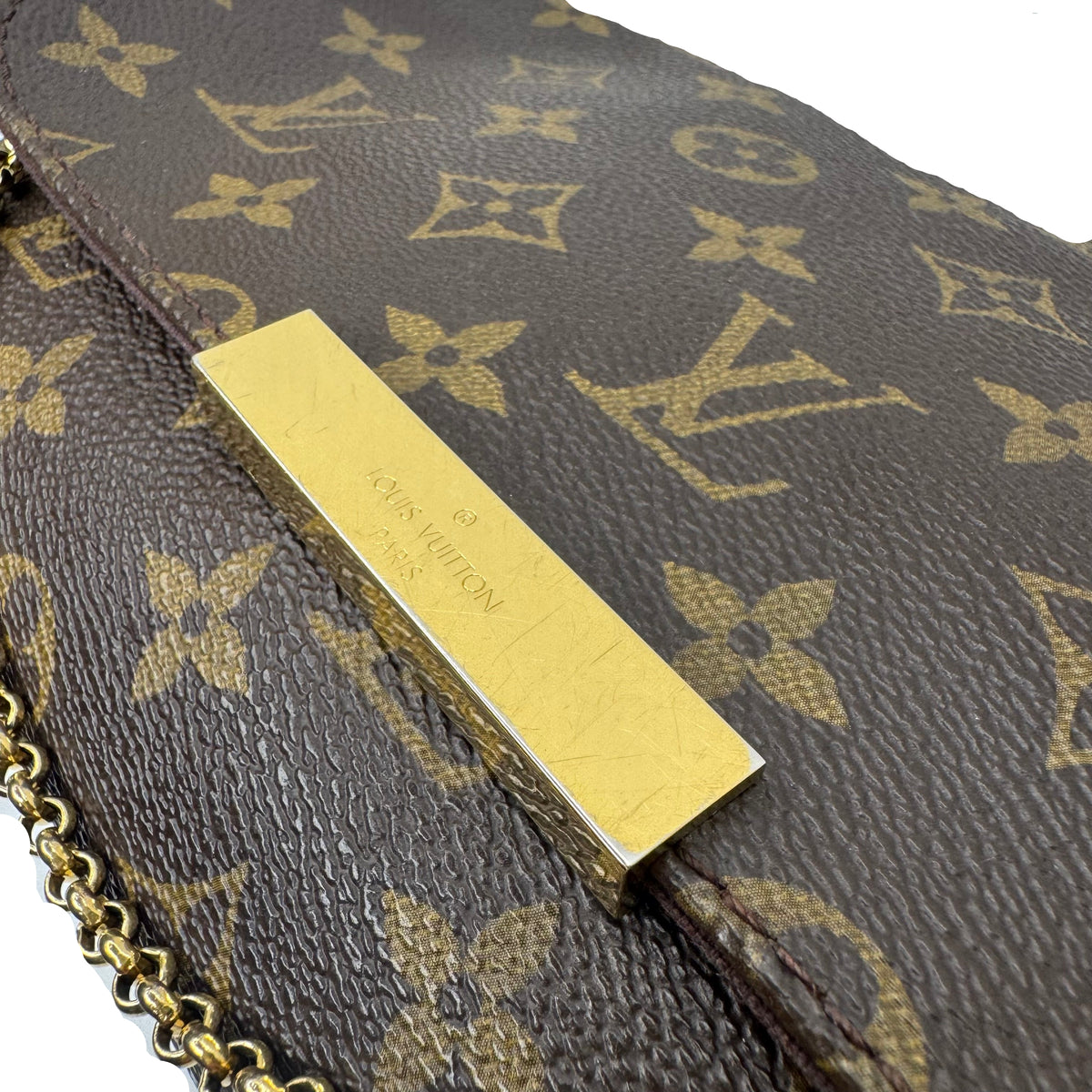 Pre-Owned Louis Vuitton Favorite MM Monogram Coated Crossbody LOU.B.1190
