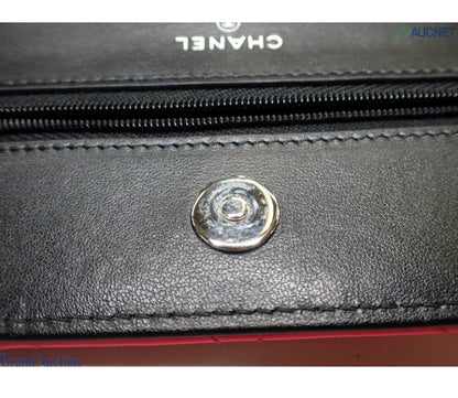 Pre-Owned Chanel WOC Patent Leather Crossbody (Black & Pink)