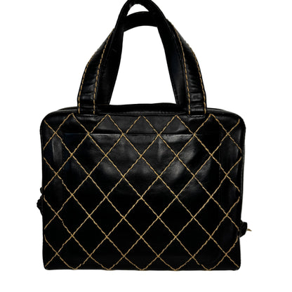 Pre-Owned Chanel Wild Stitch Lambskin Medium Tote Bag (Black) CHA.B.1026