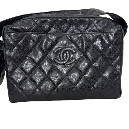 Pre-Owned Chanel Vintage Coco 3 Series Large Caviar Leather Camera Bag (Black) CHA.B.1022