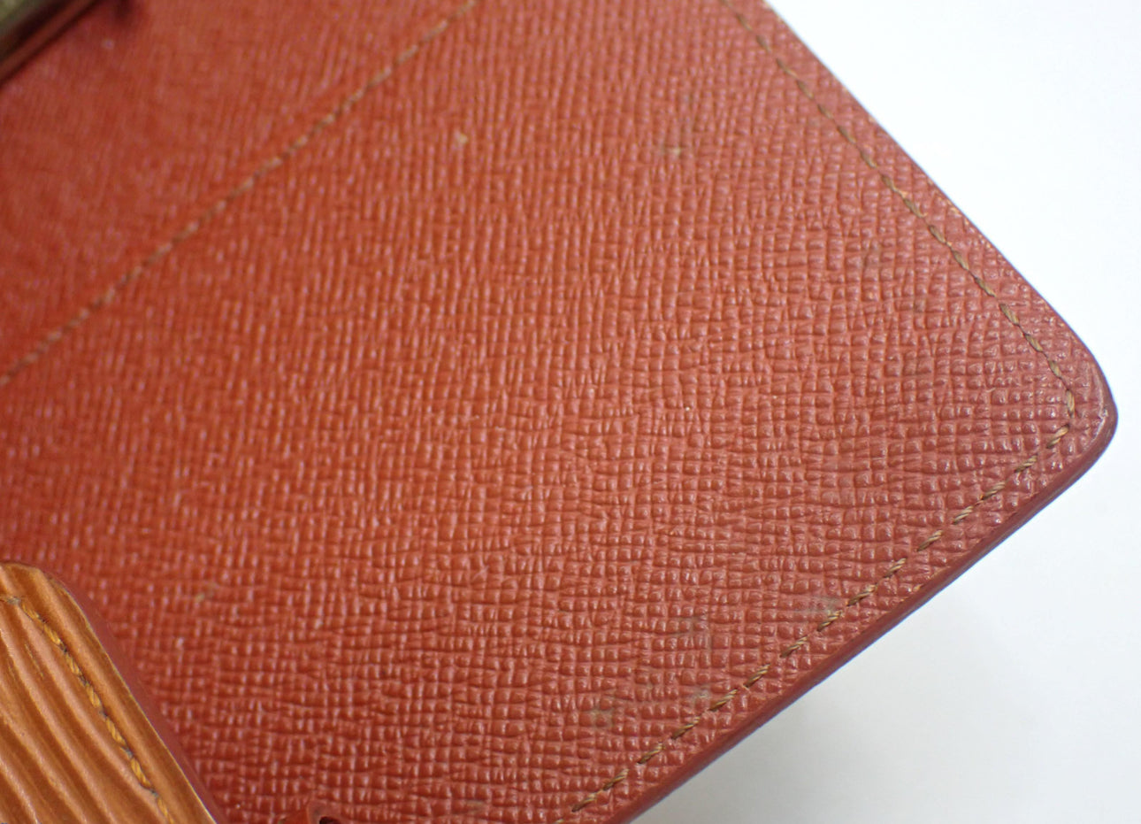 Preowned Louis Vuitton Small Day Agenda Epi Leather (Cipanga Gold)