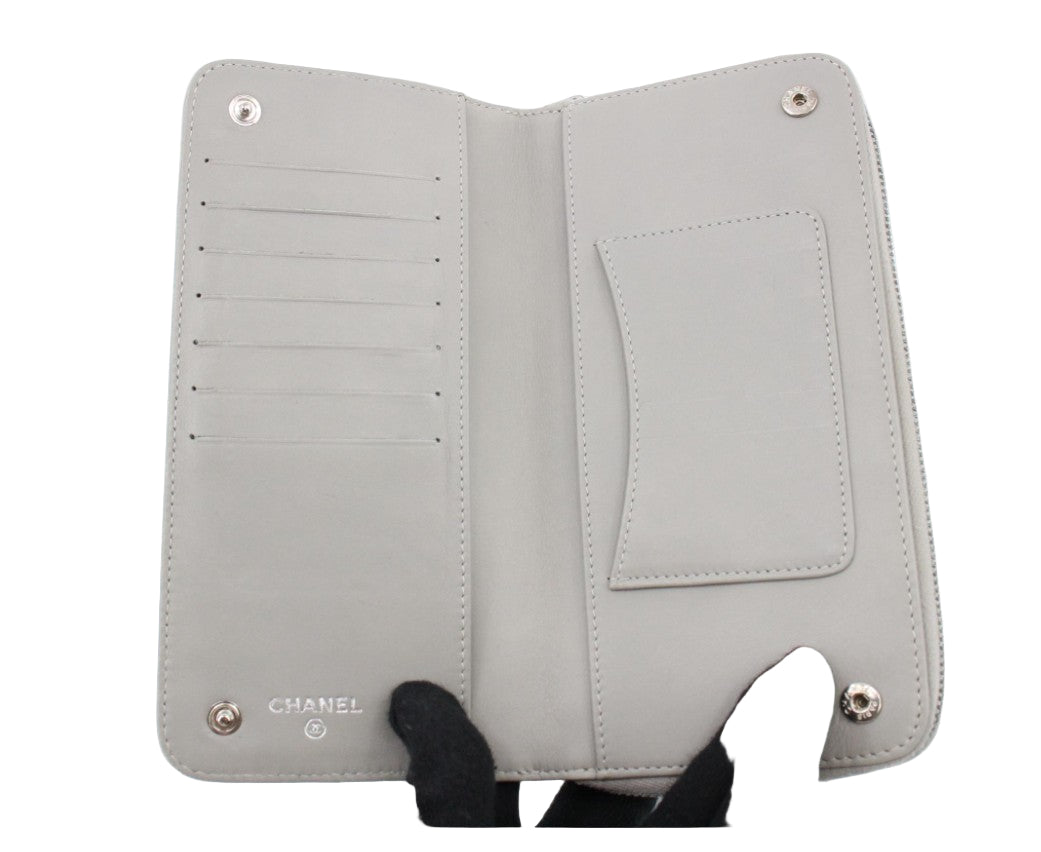 Pre-Owned Chanel Zip Lambskin Around Large Wallet (Gray) CHA.S.1013